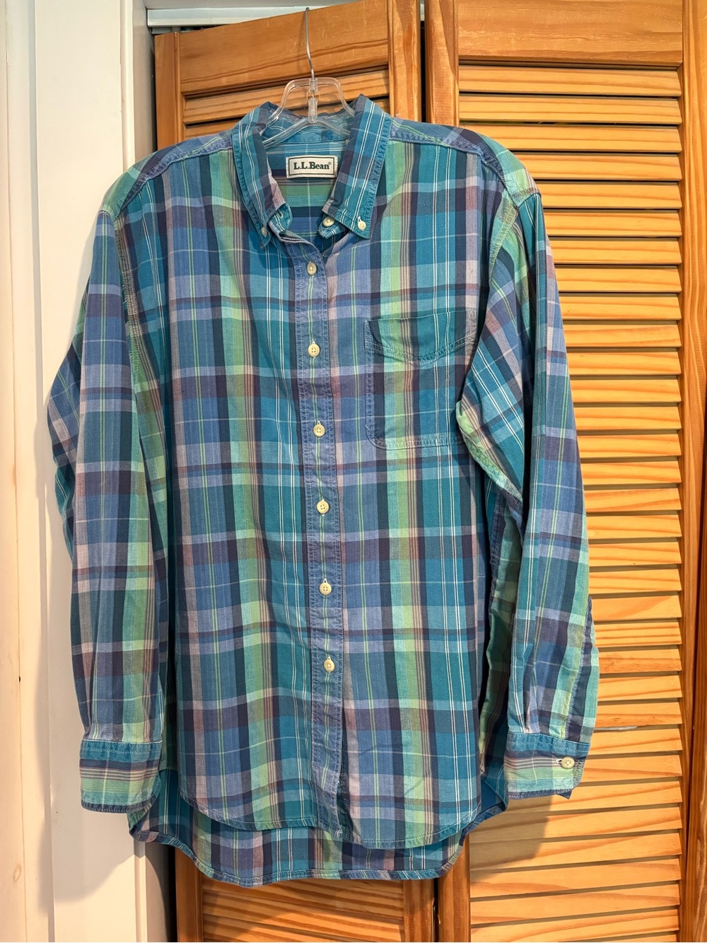 Vintage 90s L.L. Bean women’s Teal & Blue Plaid Button-Down Shirt Cabin Outdoors